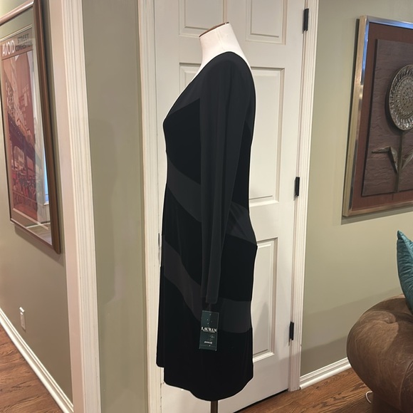 NWT Lauren Formal Classic Black Velvet Chevron Cocktail Dress Sz 10 Long Sleeves - Picture 4 of 8